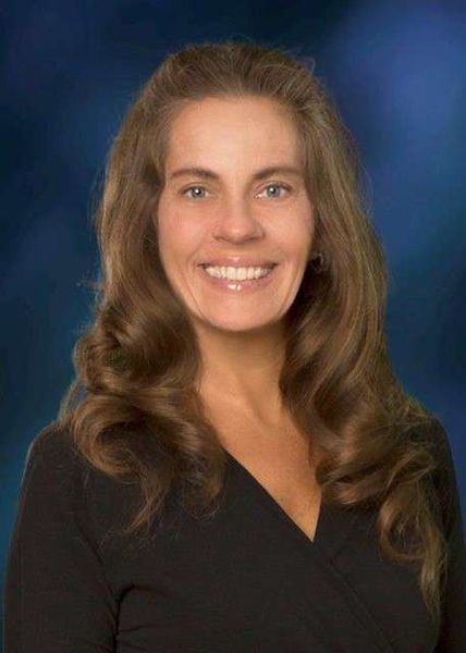 Deborah Hanes, Broker